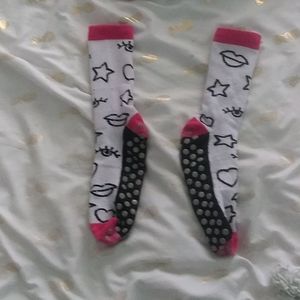 Defy Socks